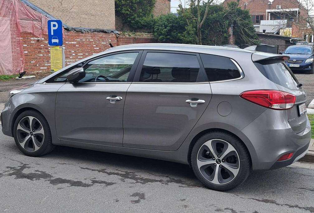 Kia Carens 1.7 CRDI Fusion