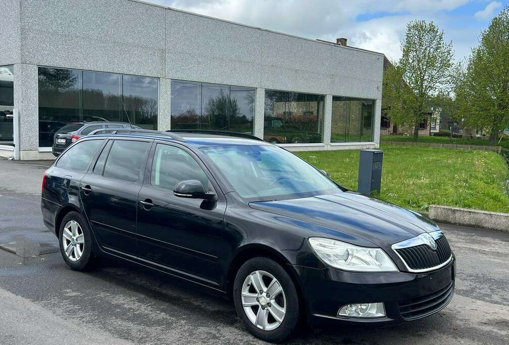 Skoda 16 CR TDi Amb DPF -HANDELAAR/EXPORT - TECHN OK