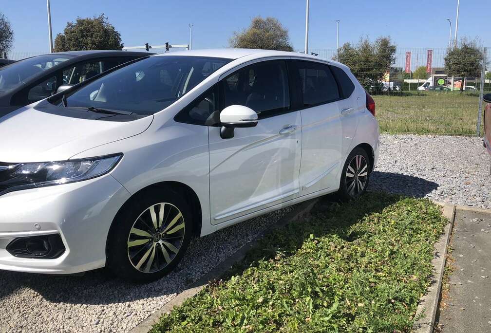 Honda Jazz 1.3i-VTEC Elegance CVT + Trekhaak