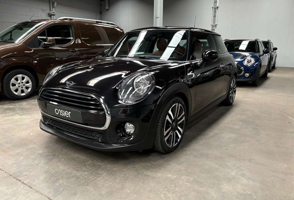 MINI Full Mini History l Pano l Chester Leather Seats l Cruise Control l PDC