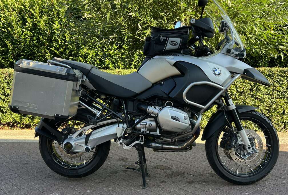 BMW Grijs Zwart