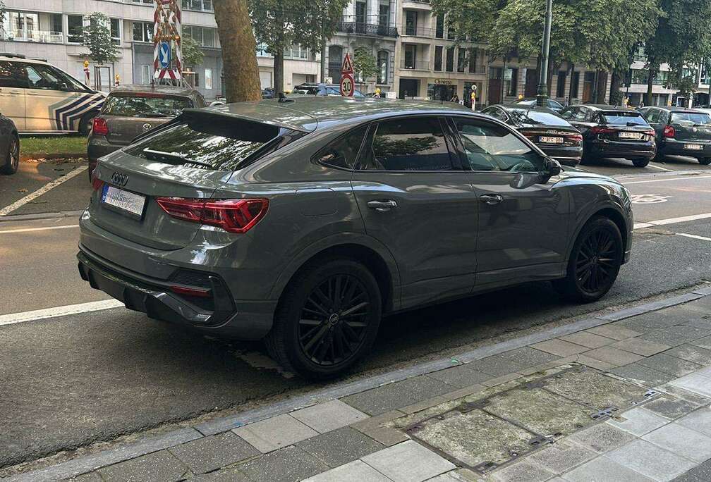 Audi Q3 Sportback - etron