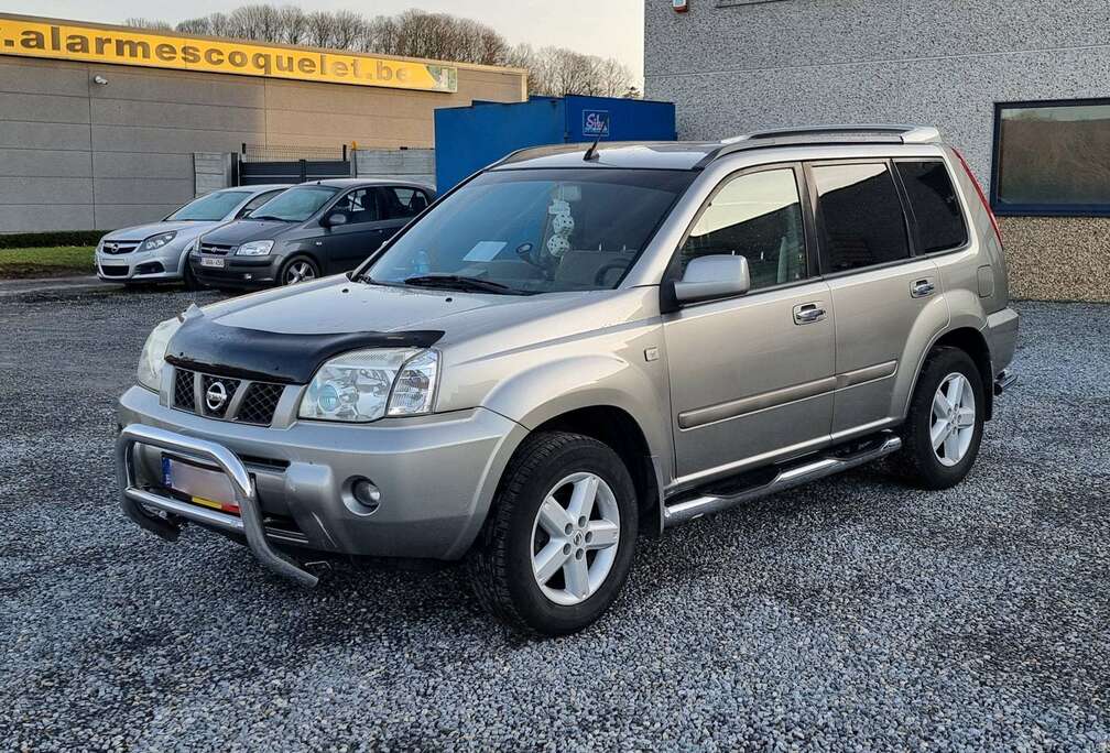 Nissan T30 phase 2 2.5l 4x4 essence 165cv auto CT ok 2005