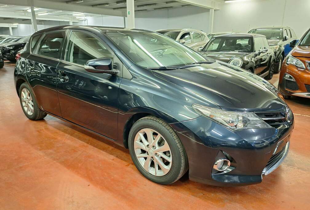 Toyota 1.33i VVT-i Comfort Alu