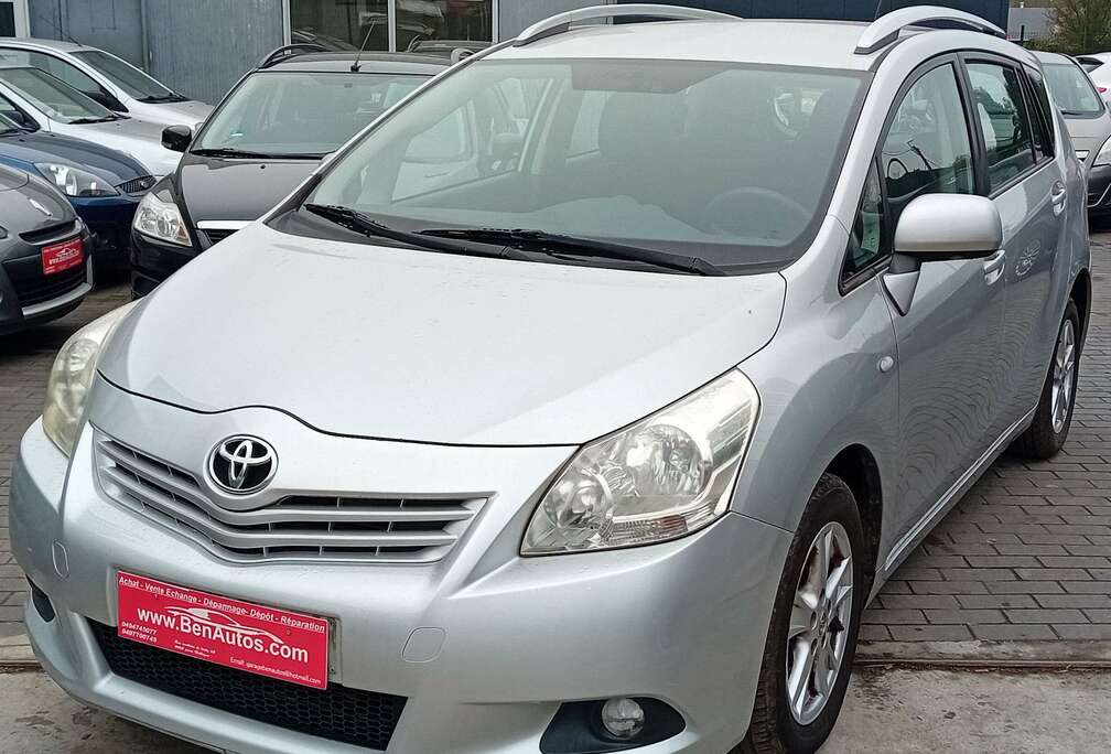 Toyota 2.0 D-4D Luna 7pl. DPF   7  place