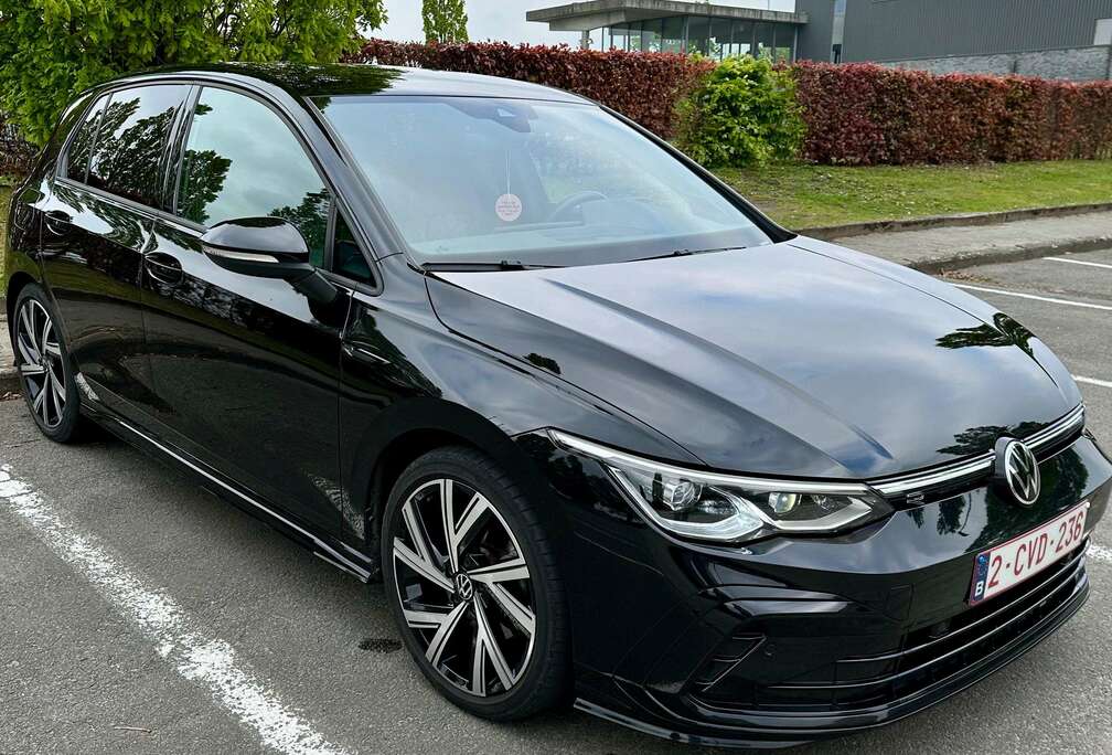 Volkswagen Golf 1.5 eTSI R-Line Business Premium OPF DSG