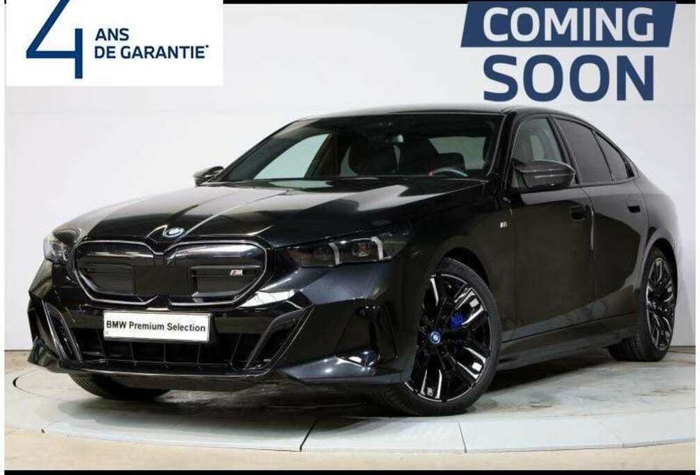 BMW M60 xDrive Berline Kit M Sport