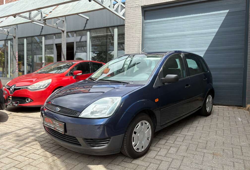 Ford Fiesta 1.3i // GARANTIE 12 MOIS