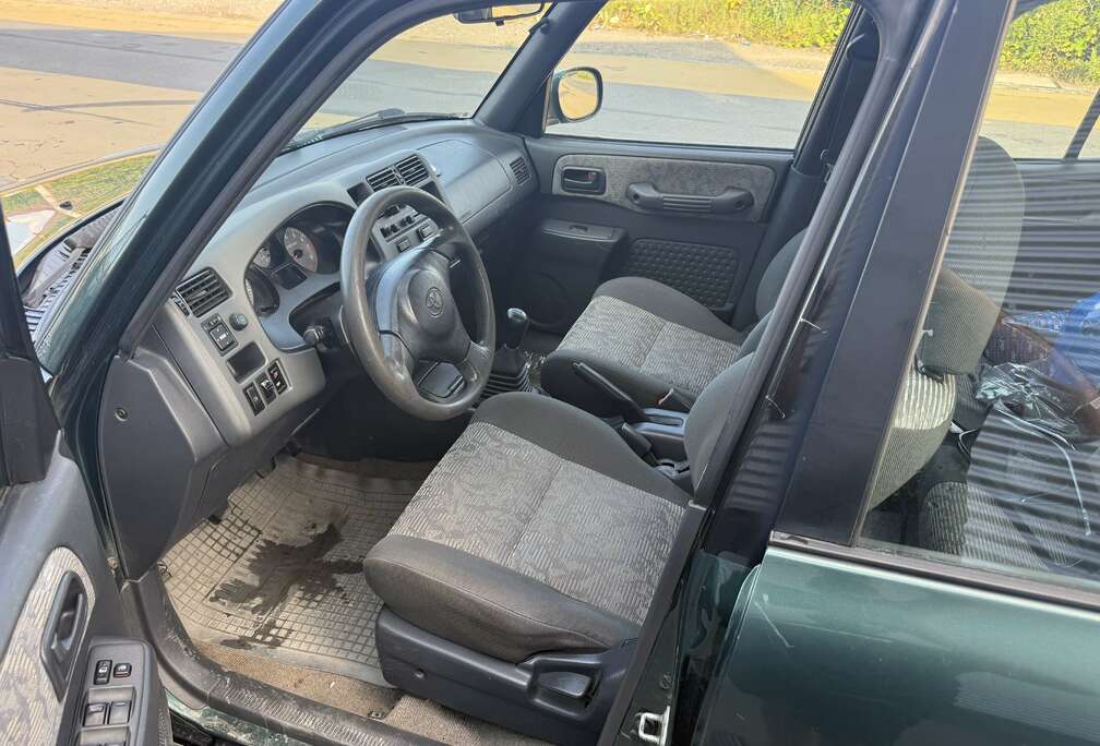 Toyota RAV4 2.0i VX