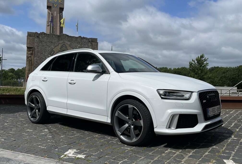 Audi 2.5 TFSI Quattro S tronic