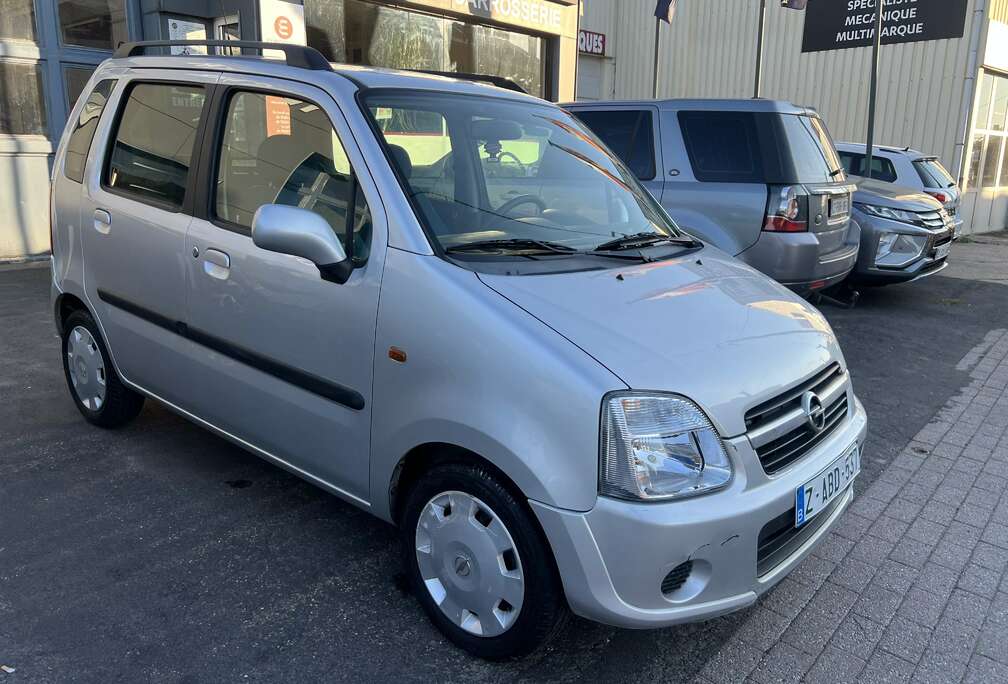 Opel 1.2i* AIRCO* 1ER PROP* CARNET FULL* 44000 KM !!!