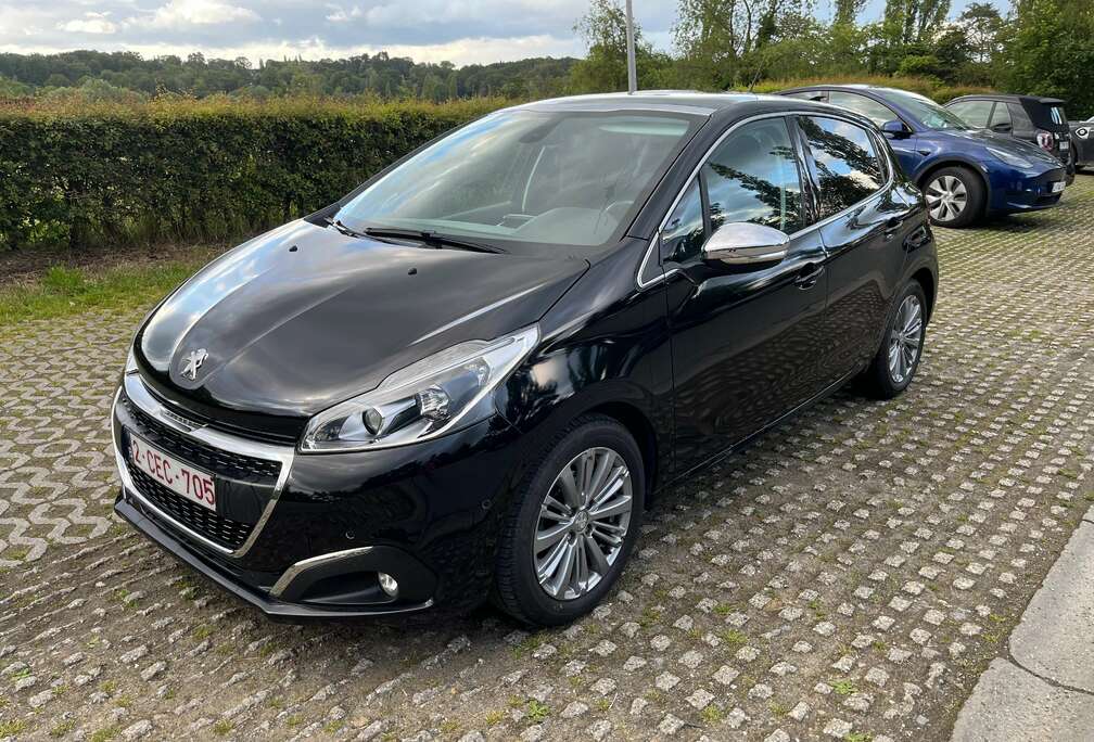 Peugeot 1.2i PureTech Allure