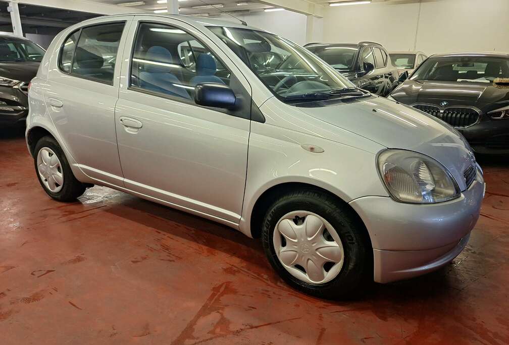 Toyota 1.0i 16v Linea Sol