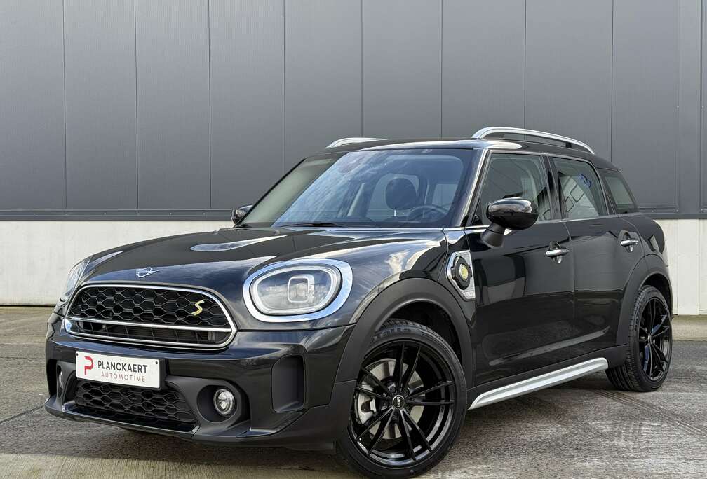 MINI 1.5A ALL4 * Nieuwstaat / 18.000km / Carplay