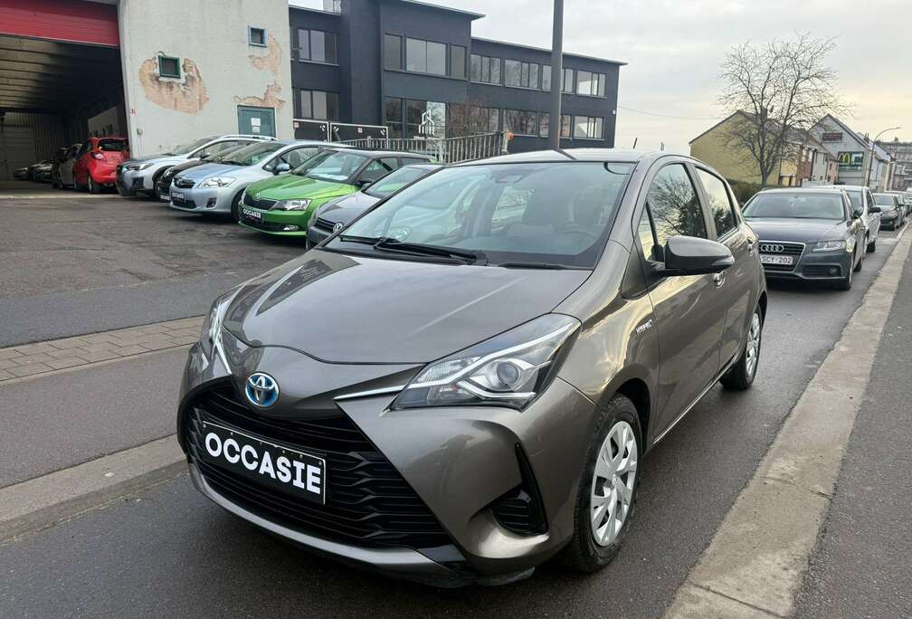 Toyota Yaris 1.5i **12M GARANTIE**CARNET COMPLET**