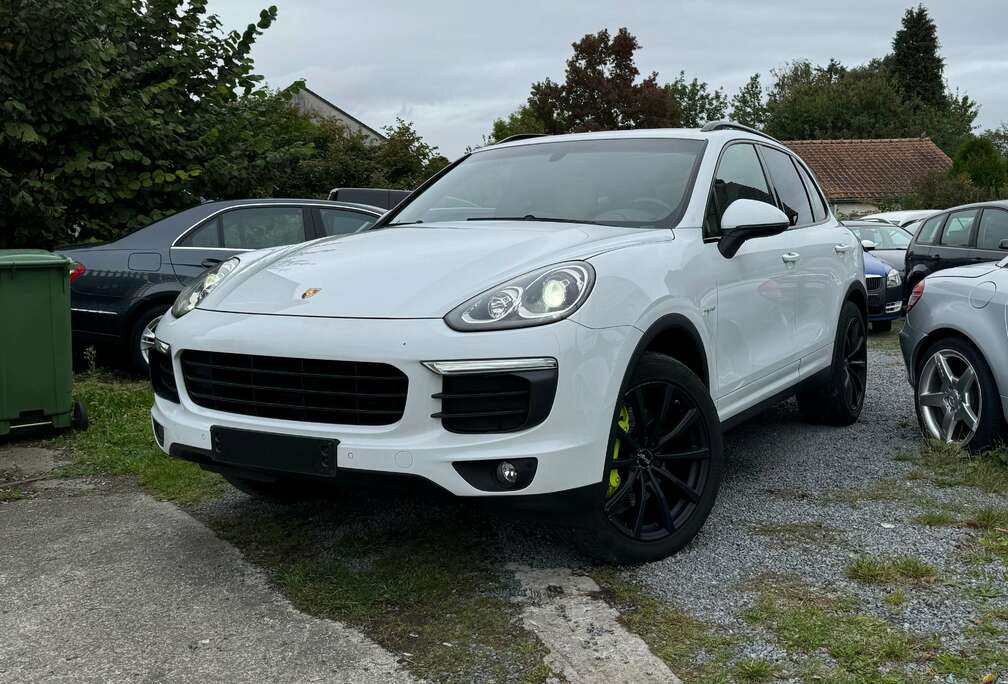 Porsche 3.0i Cayenne S Hybride