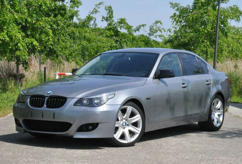 BMW 520i Option Line