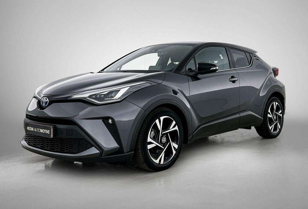 Toyota 1.8 VVT i-Hybrid C-Lub Bi-Tone E-CVT