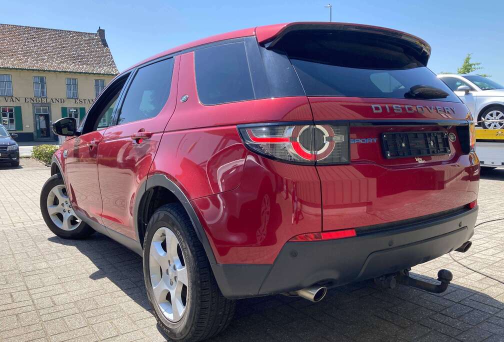 Land Rover Discovery Sport 150pk diesel -GPS -Panodak -Leder/Stof -Camera -Trekhaak
