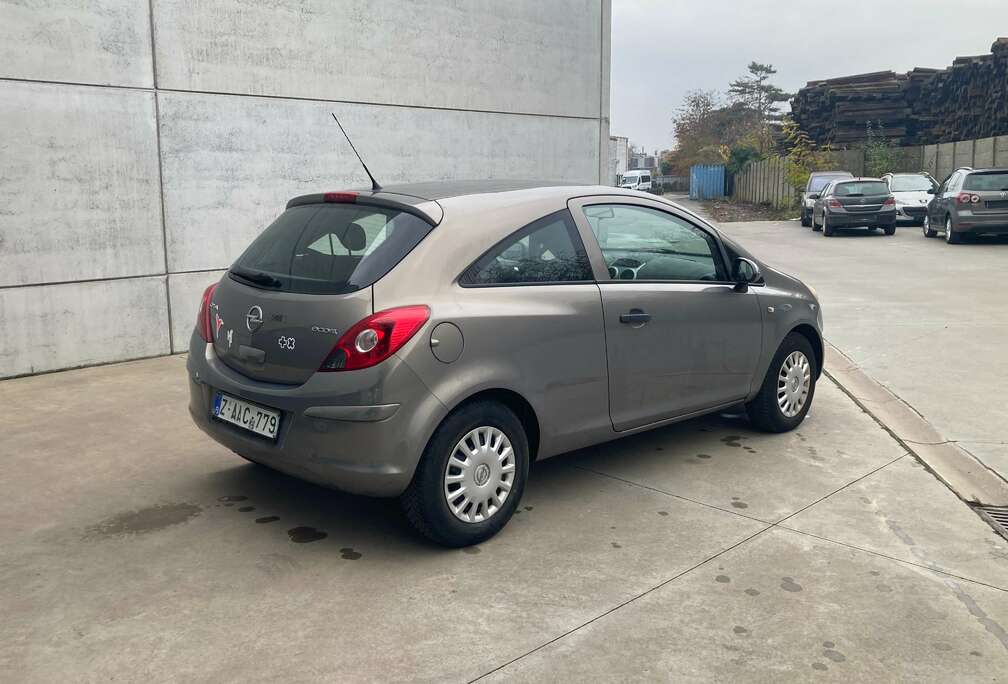 Opel 1.2 benzine 2013 met 122000km*EURO 5* garantie*