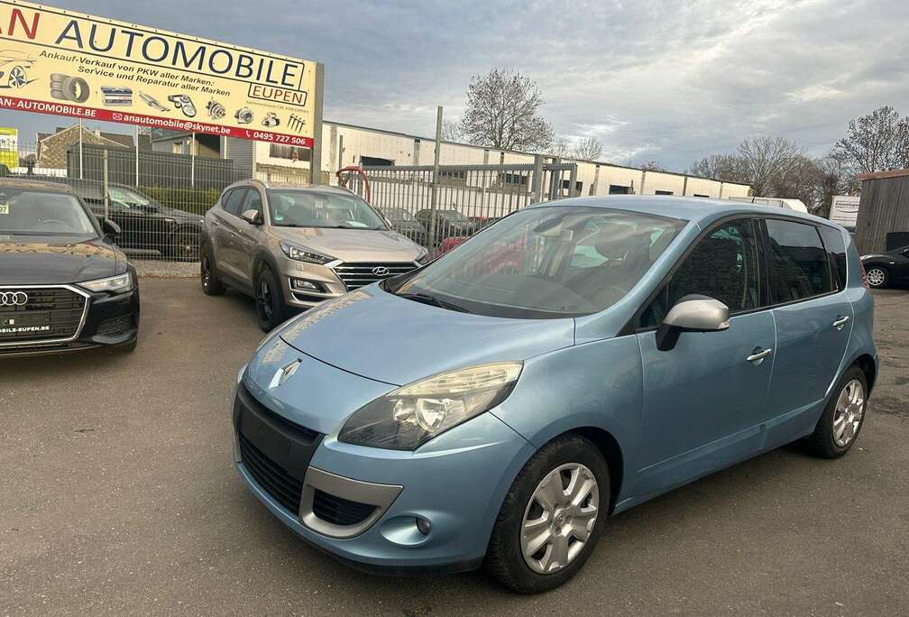 Renault Scenic 1.9 dCi FAP Dynamique