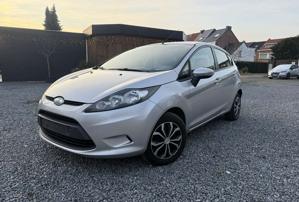 Ford 1.25i Trend