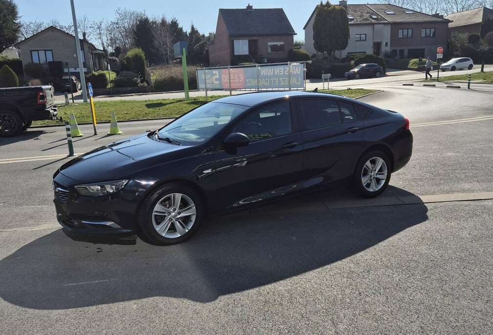 Opel Grand Sport 1.6 CDTI Exclusive