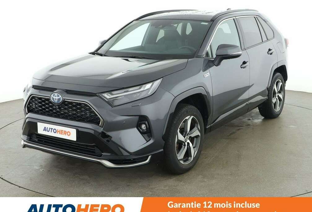 Toyota 2.5 Hybrid 4x4 Active