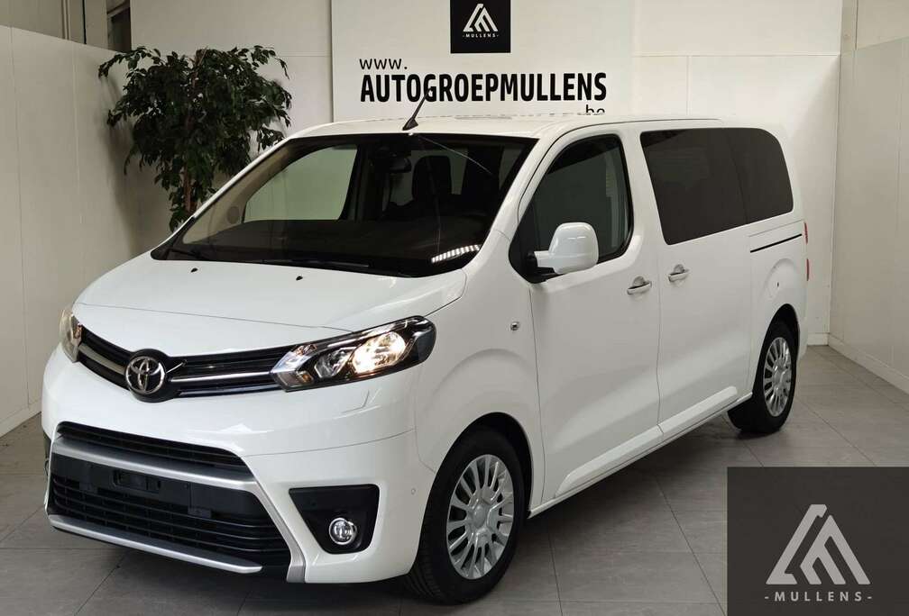 Toyota D-4D Active Medium