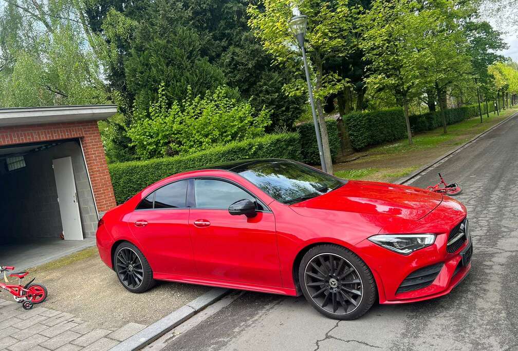 Mercedes-Benz AMG LINE