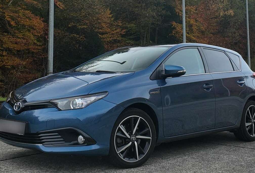 Toyota HEV 1.8i HSD Style E-CVT (EU6.2) + Carplay +Pano