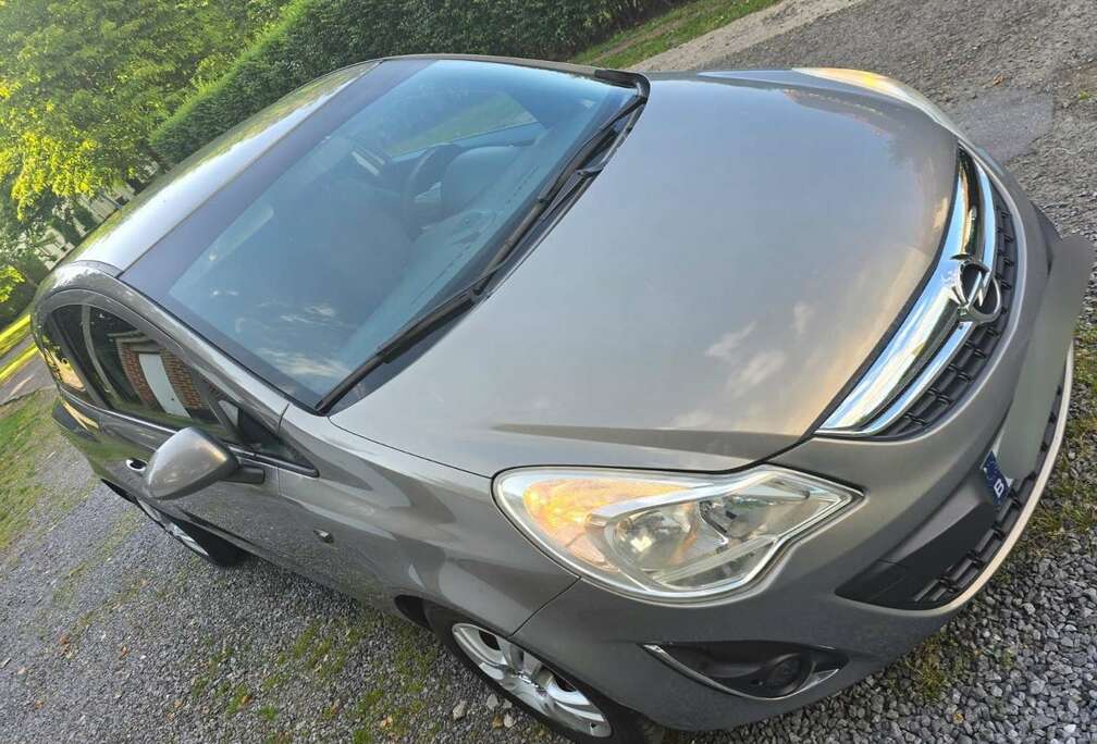 Opel Corsa 1.4i Cosmo