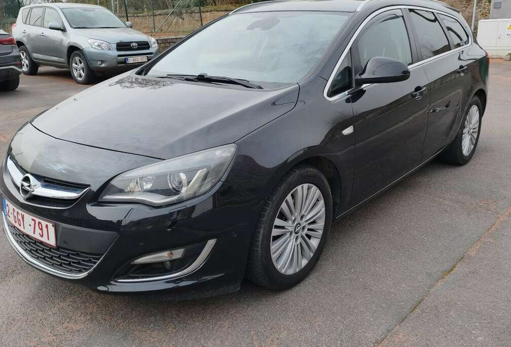 Opel Sports Tourer 1.6 CDTI 110 ch FAP Start/Stop ecoFL