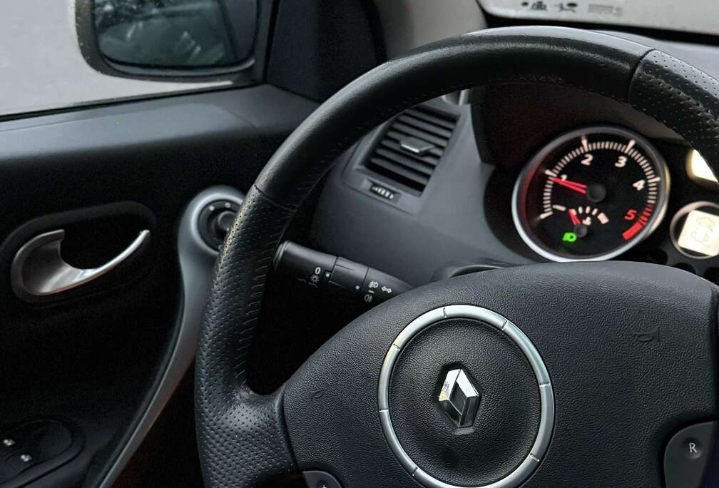 Renault Mégane CC 1.5 dCi Dynamique Luxe