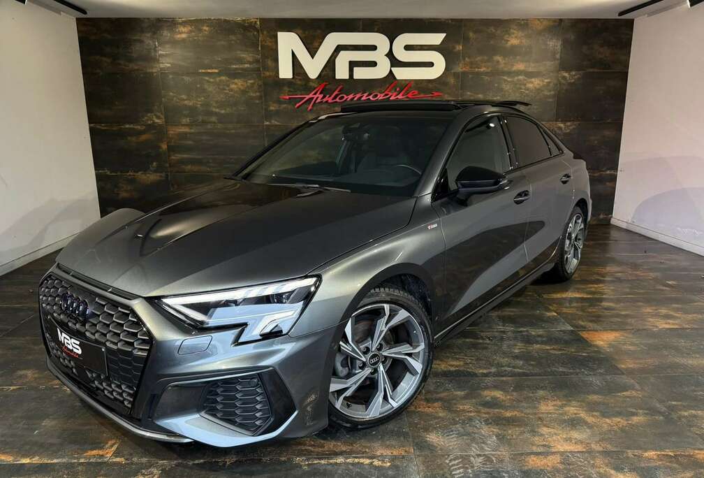 Audi 30 TDi S line * TOIT PANO * CARPLAY * MATRIX * LED