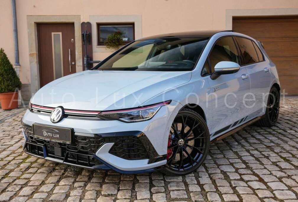 Volkswagen Clubsport/Akrapovi/HUD/360/Harman/DCC