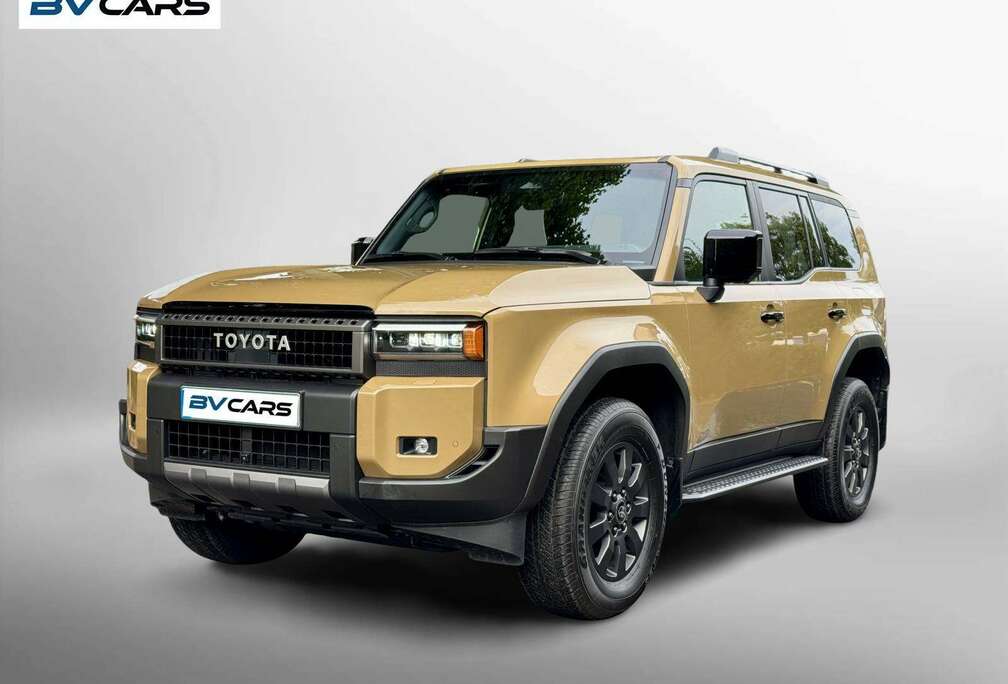 Toyota 2.8 D-4D VX-L Sand Metallic