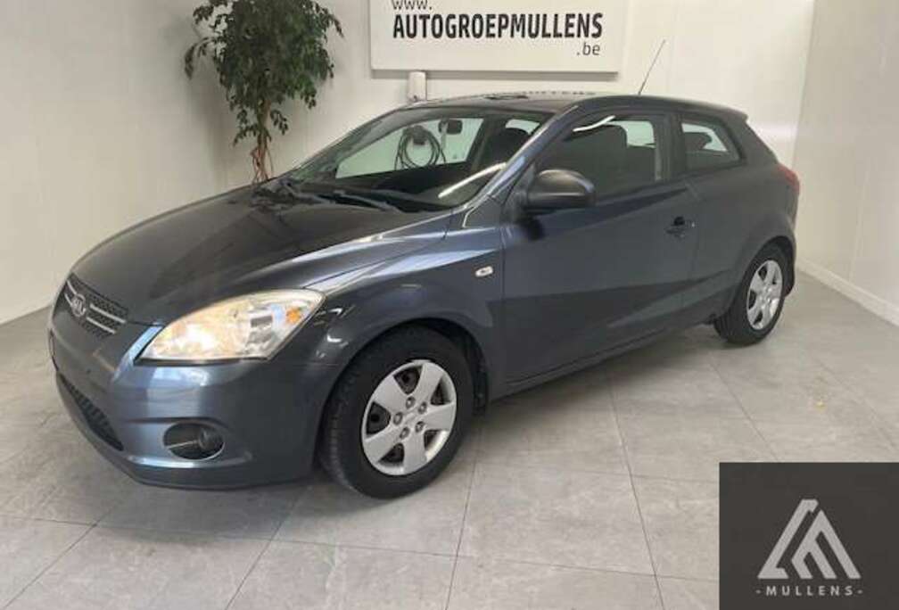 Kia ISG EX