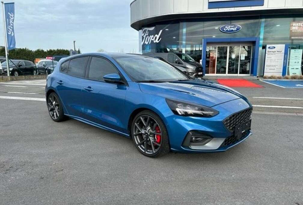 Ford ST 2.3i EcoBoost 280pk / 206kW M6 - 5d