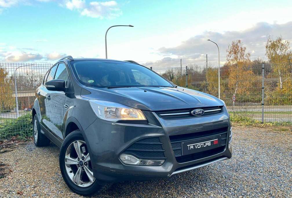 Ford 2.0 TDCi FWD Titanium NAVI/CLIM/BLUETOOTH/PDC/DAB