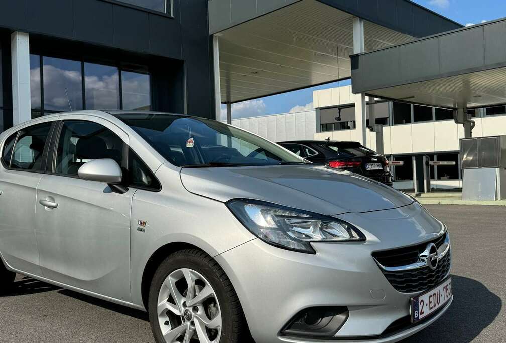 Opel 1.4i 120 Years  CarPlay & in Perfect Condition