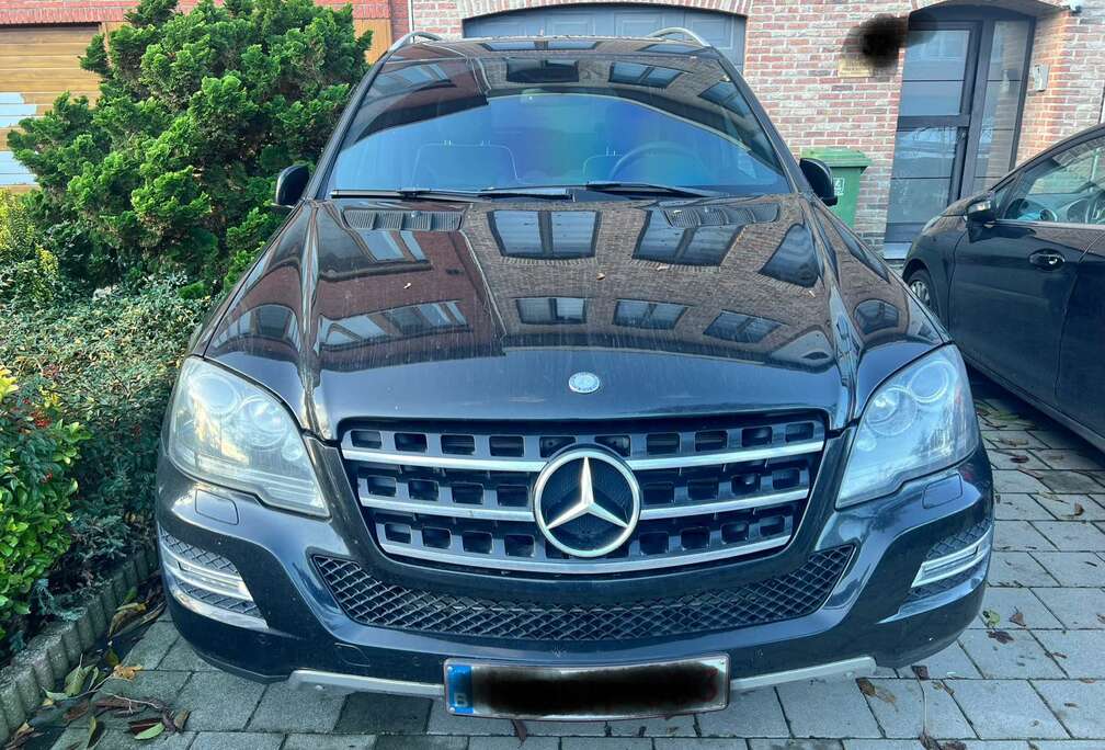 Mercedes-Benz CDI 4Matic 7G-TRONIC DPF BlueEFFICIENCY