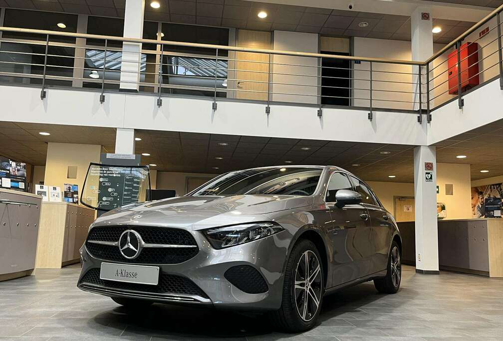 Mercedes-Benz A e Business Line