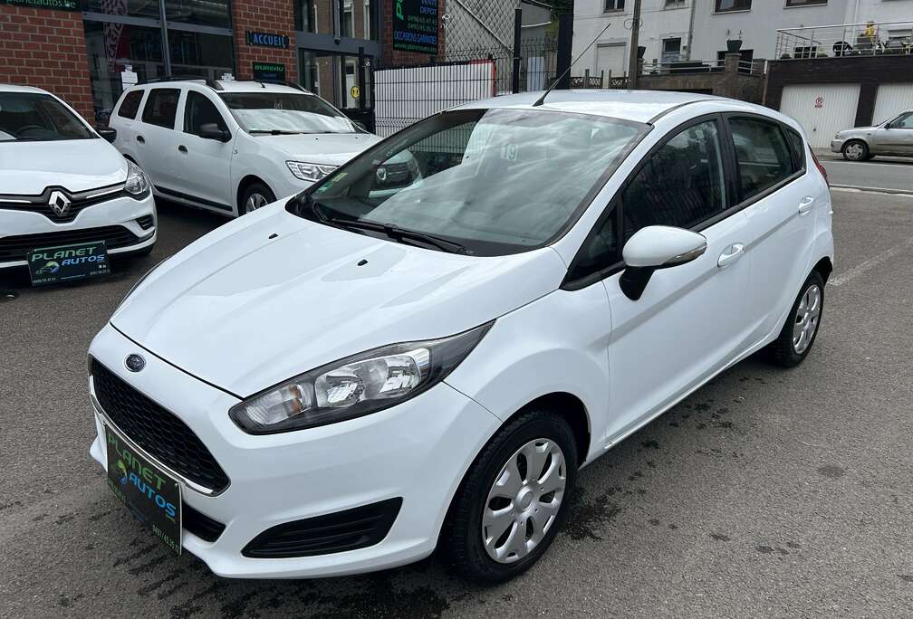 Ford 1.25i  5 PORTES AIRCO SIEGE CHAUFFANTS  GARANTIE 12 MOIS