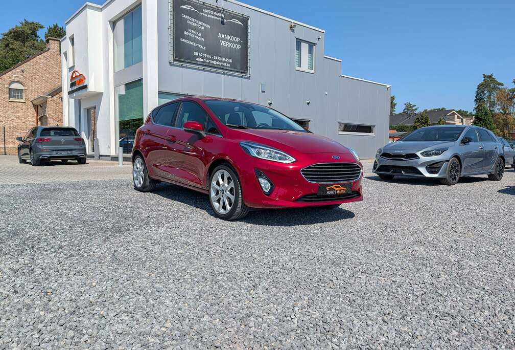 Ford 1.1i Titanium | NAVI | CAMERA | GARANTIE