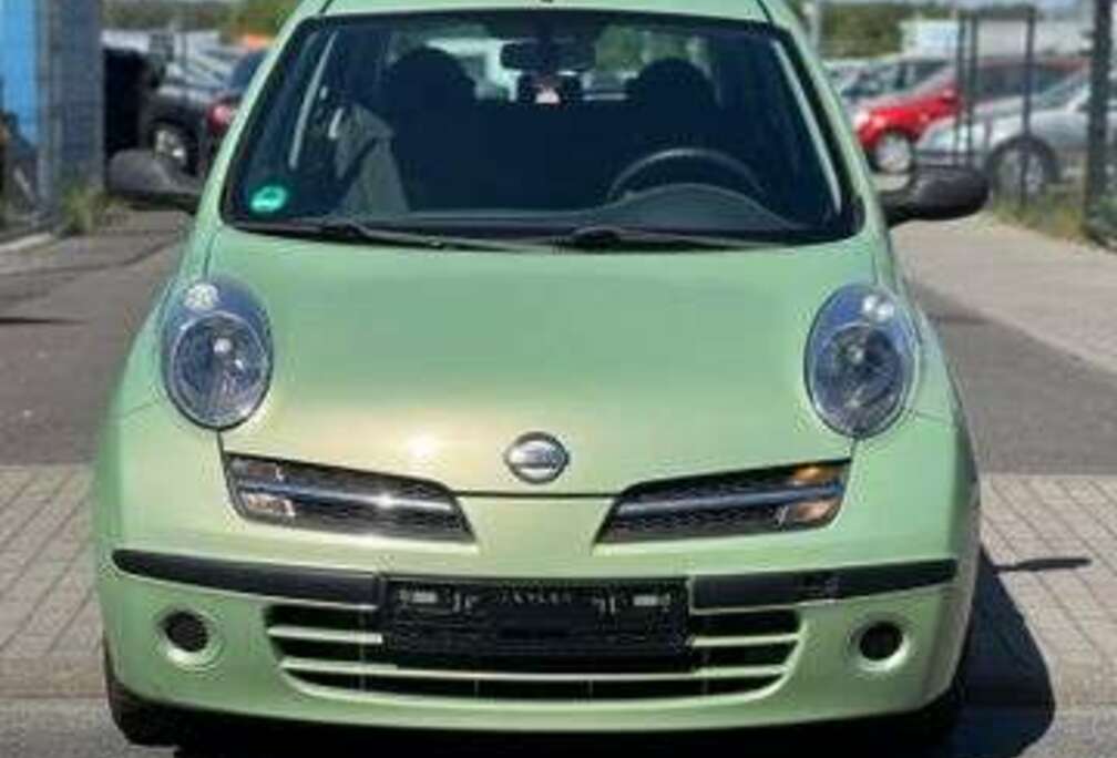 Nissan 1.2i 16v Visia A/C