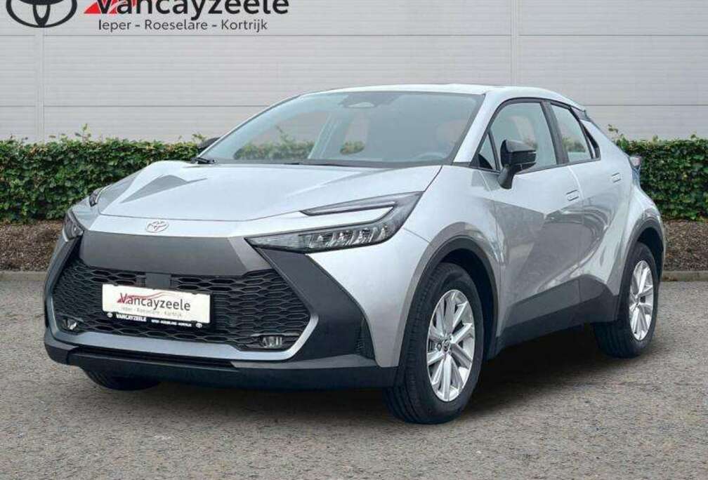 Toyota Dynamic+cam+ auto AC+ DAB+sens V+A