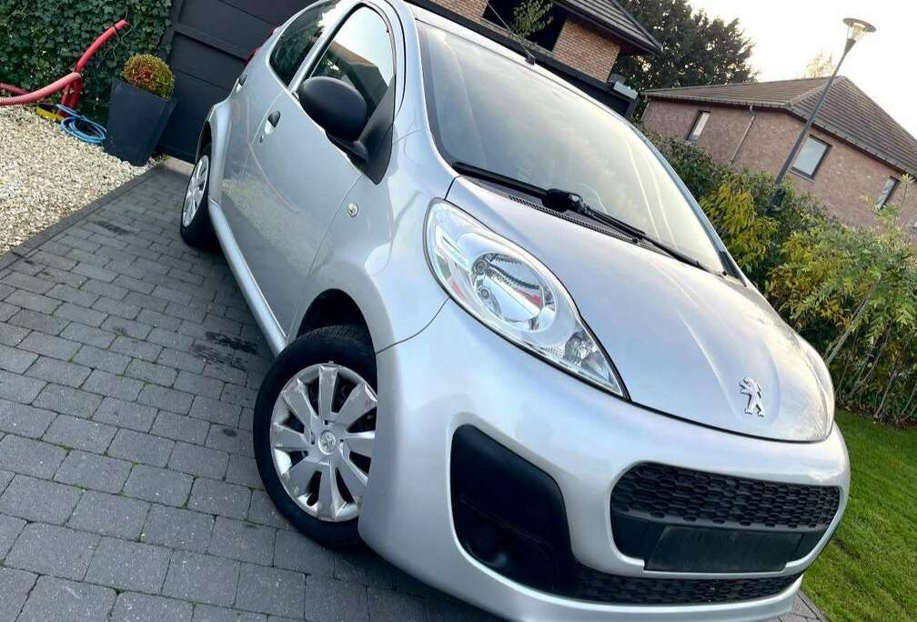Peugeot 1.0i  / 63.000 Km / Etat Neuf  / 5 Portes