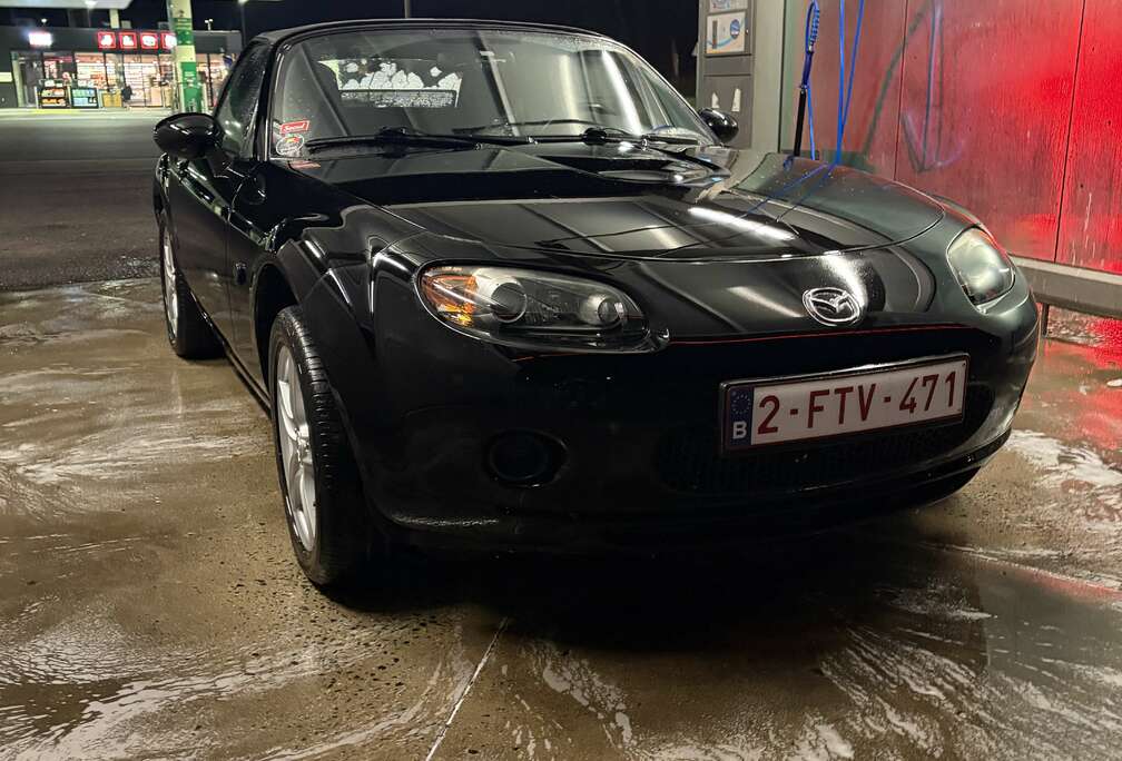 Mazda 1.8i 16v Active