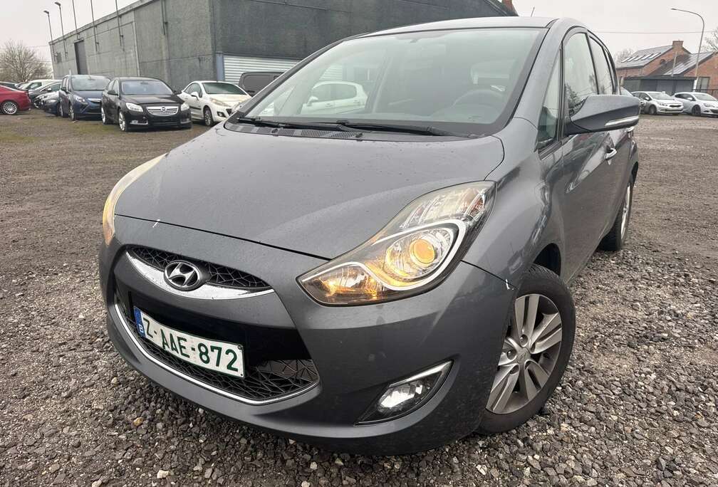 Hyundai 1.4 CRDi Lounge ISG Stop & Go eu 5